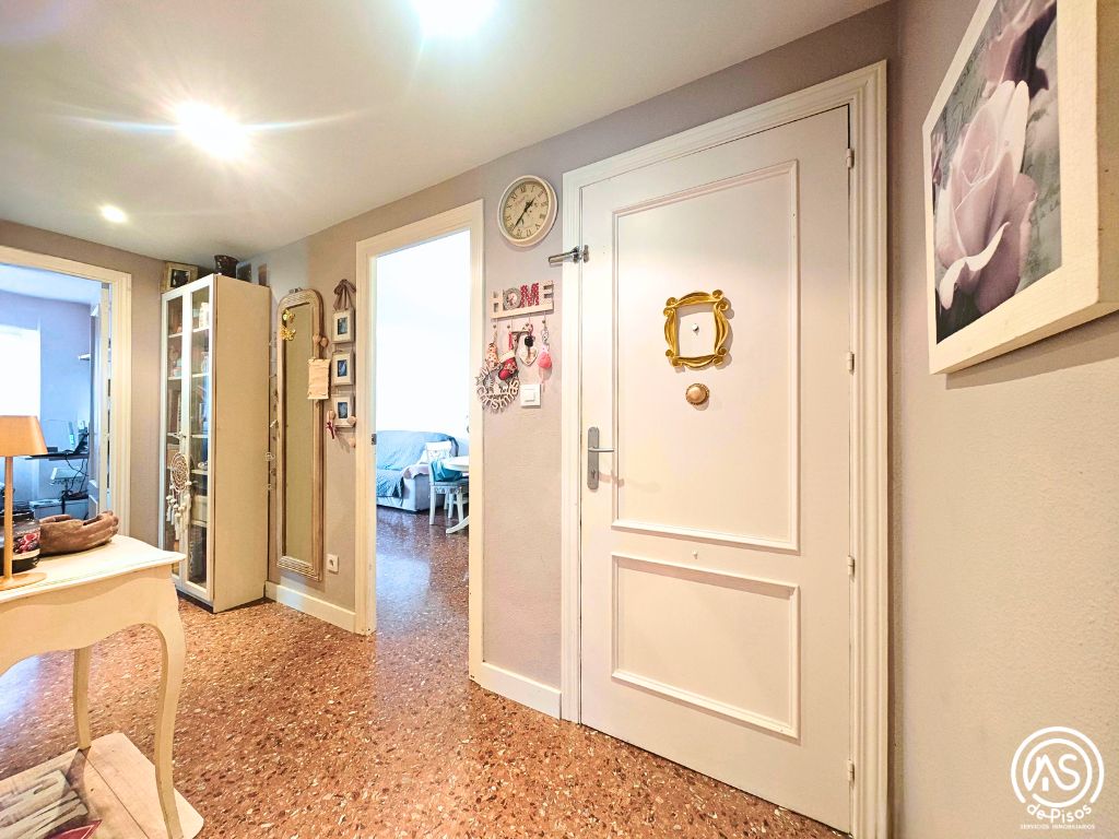 Flat for sale in  Zaragoza Capital  with Heating, Terrace and Furnished