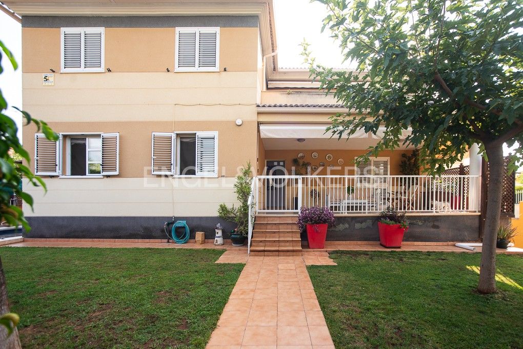 Exterior view of House or chalet for sale in Benicasim / Benicàssim  with Air Conditioner, Heating and Private garden