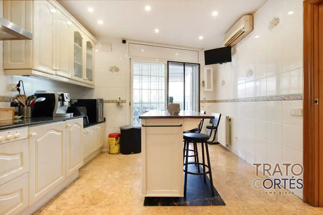 Maison jumelée avec terrasse à vendre à Plaça Magdalena Trias 10, imagen 14