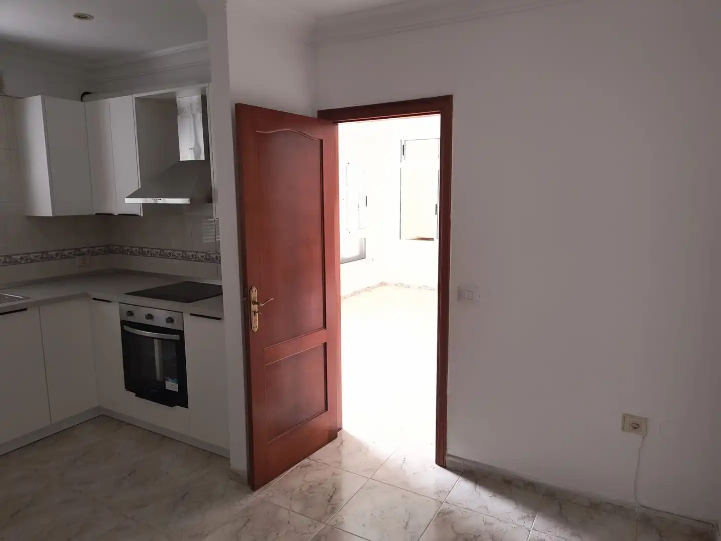 Einfamilien-Reihenhaus zum Verkauf in Puerto de la Cruz mit Abstellraum, Ofen und Balkon