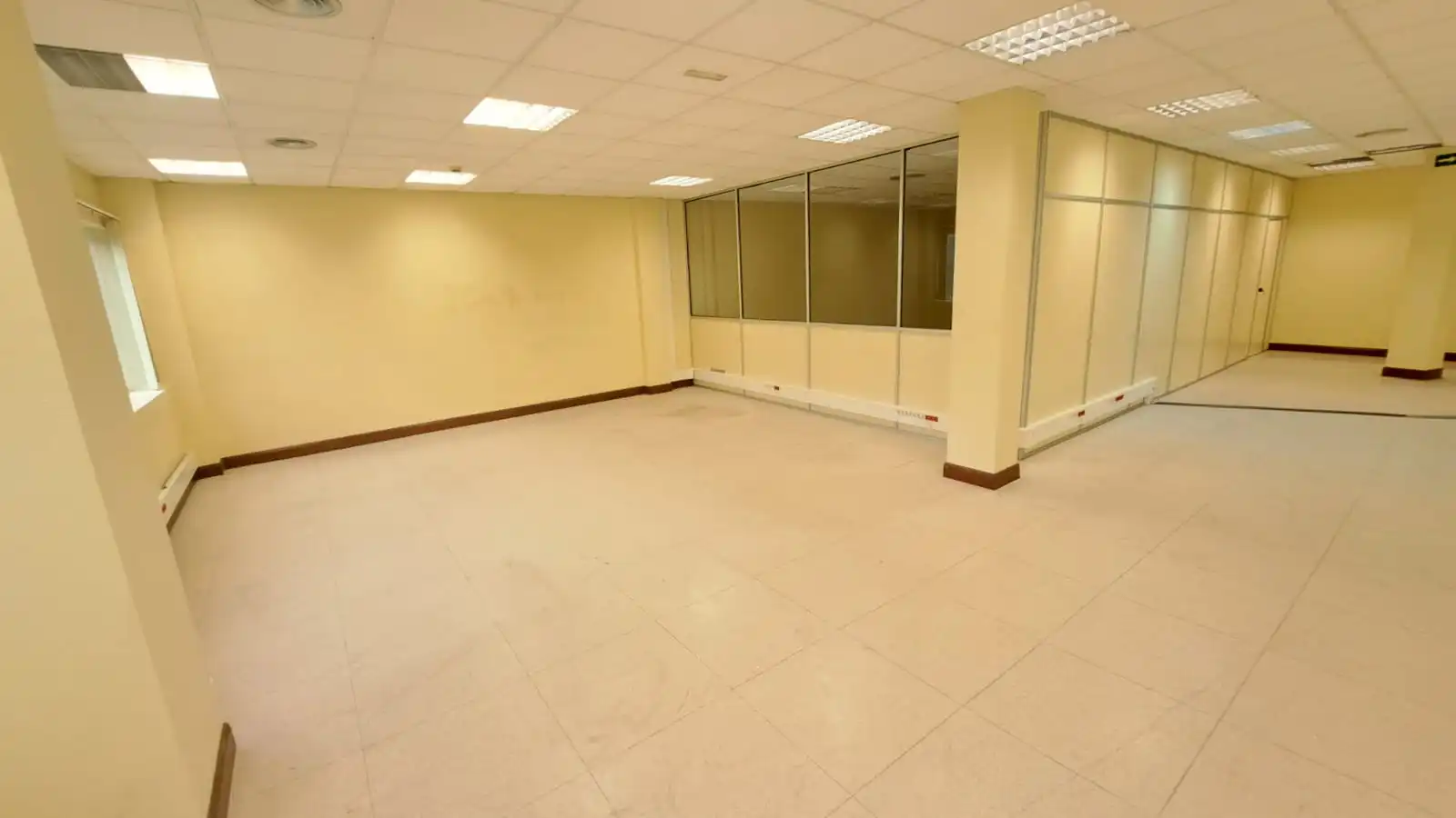 Oficina en venta en Derio con Aire acondicionado y Calefacción