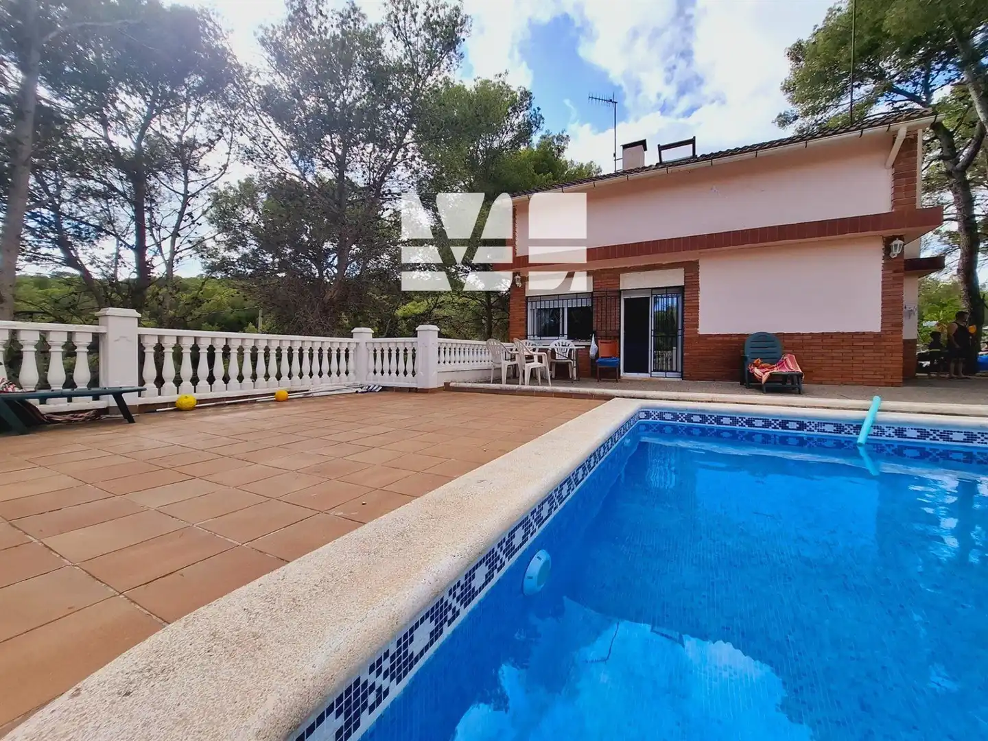 Villa mit Pool zum Verkauf in VIOLETA