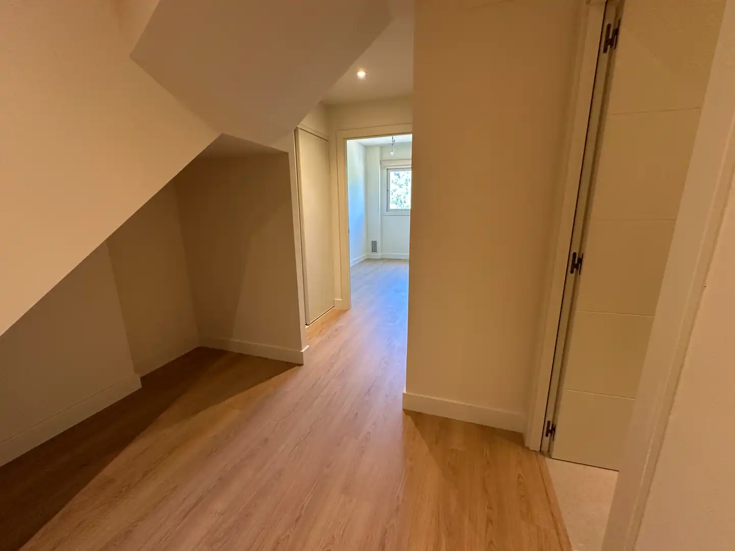 Neubau-Penthouse mit Terrasse zum Verkauf in Avinguda de Catalunya 55, imagen 4