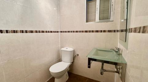 Foto 4 de Pis en venda a Lora del Río, Sevilla