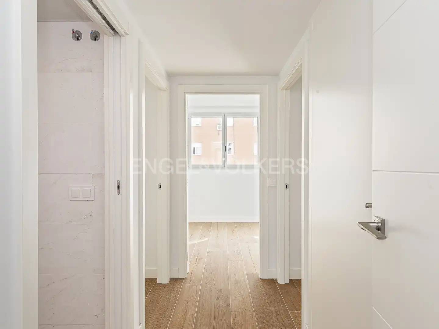 Wohnung zur Miete in Barcelona mit Klimaanlage, Heizung und Parkett