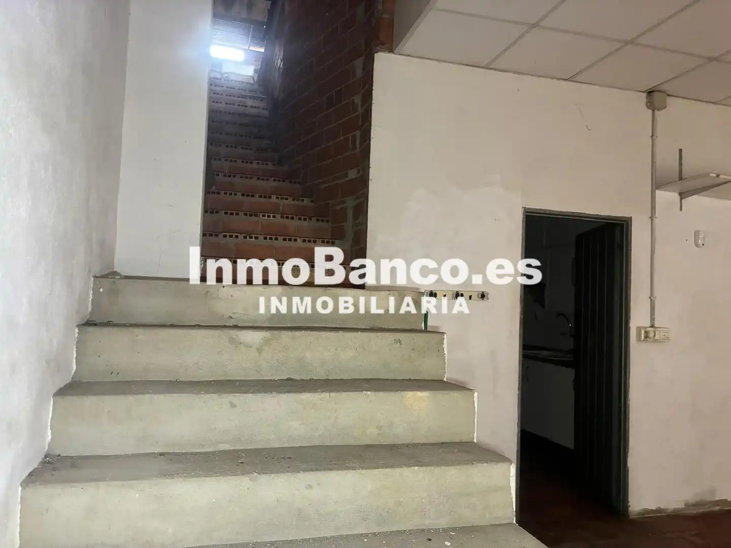 Commercial properties for sale in La Pobla Llarga  with Terrace