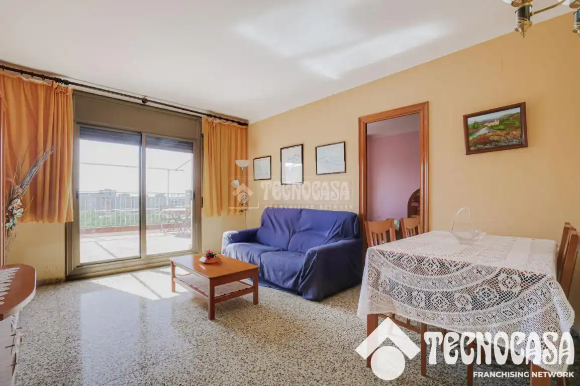 Piso en venta en Artigues - Llefià, imagen 2