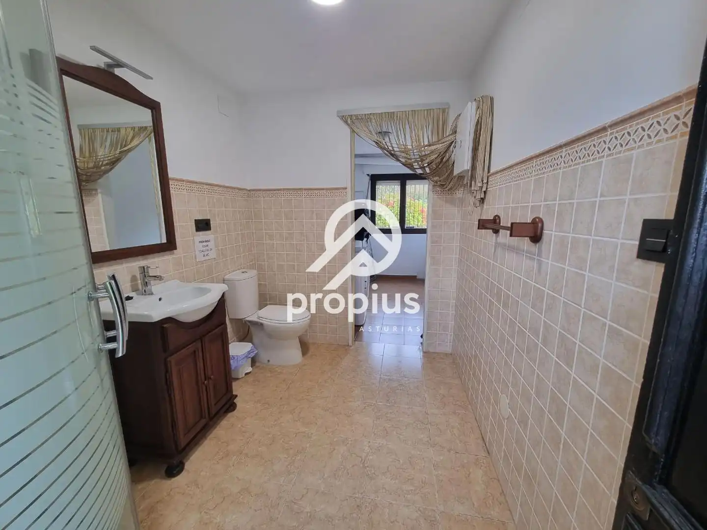 Baño de Casa o chalet en venta en Parres con Calefacción, Jardín privado y Parquet