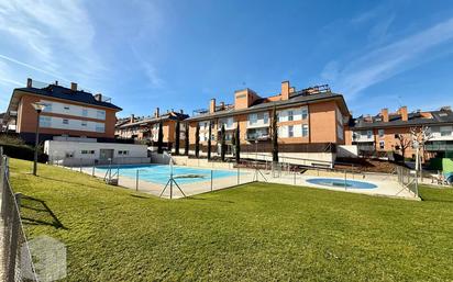 Piscina de Dúplex en venda en Arroyomolinos (Madrid) amb Calefacció, Terrassa i Traster