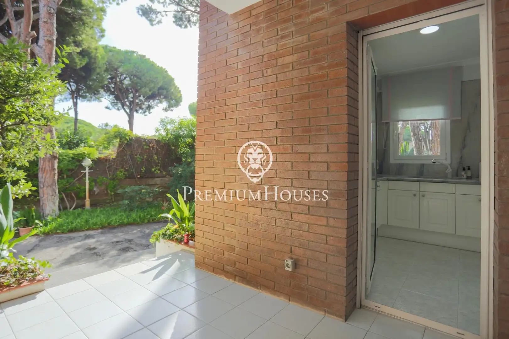 House with pool for sale in La Pineda, imagen 33