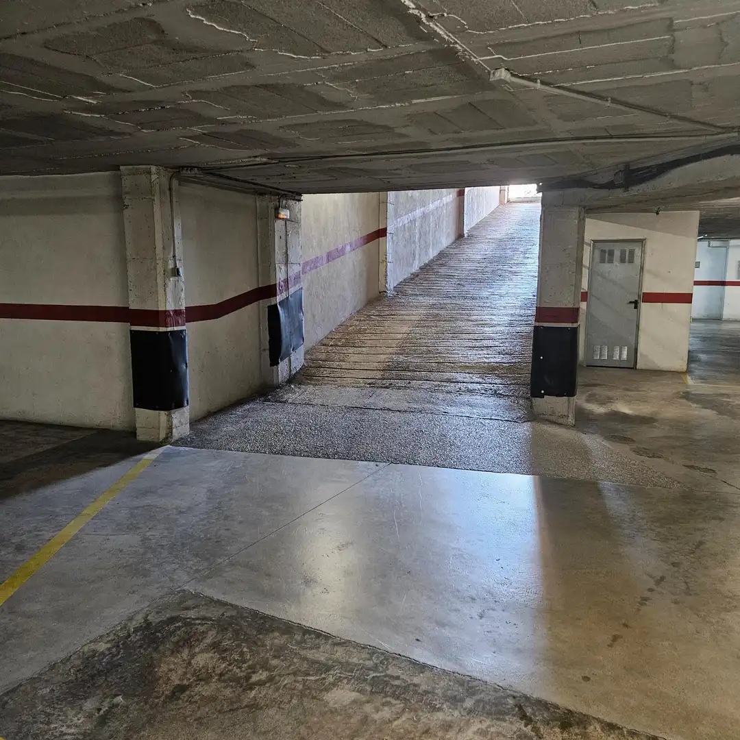 Einzelparkplatz zur Miete in Carrer Carrer Serra de Vall-lloreda, imagen 4