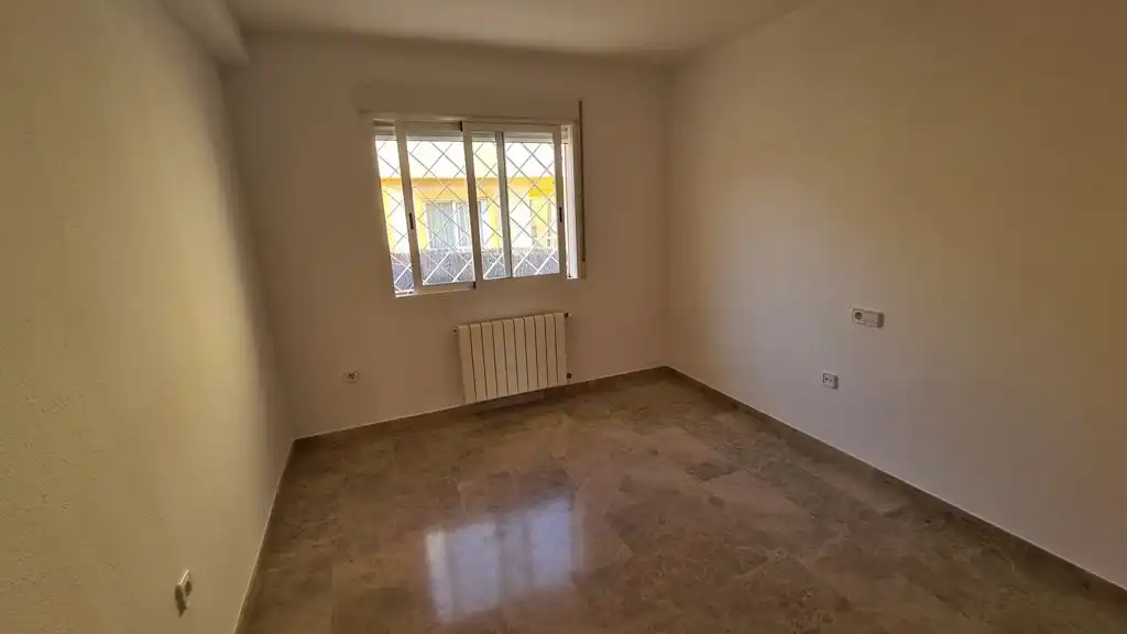 Casa adosada de lloguer a Avenida del Golf, Altorreal - El Chorrico