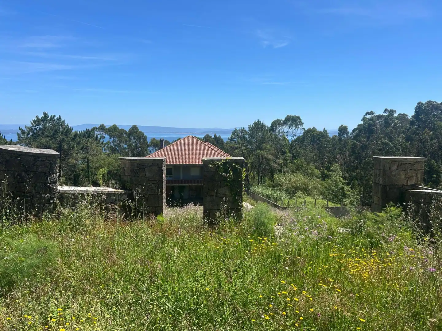 Vista exterior de Casa o xalet en venda en Ribeira amb Terrassa