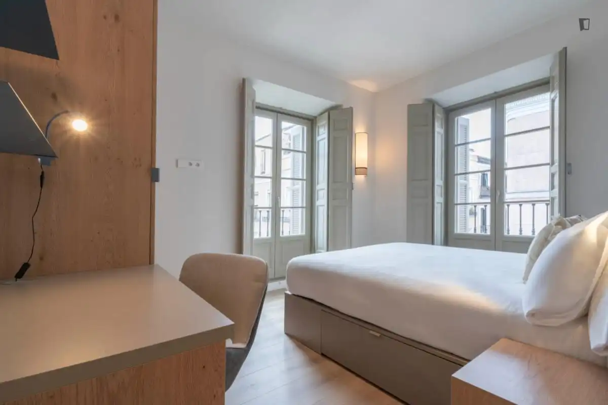 Bedroom of Houses for share in Madrid  with Heating, Furnished and Oven