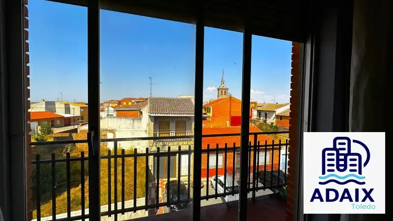 Vista exterior de Pis en venda en Portillo de Toledo amb Balcó
