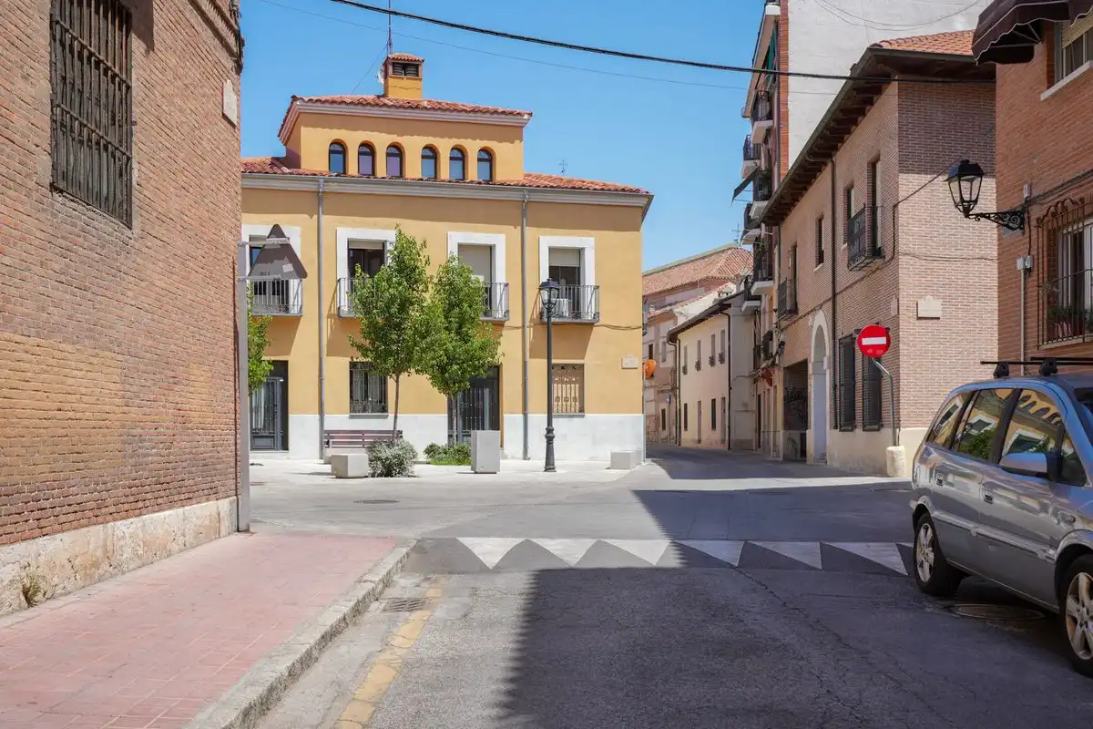 Exterior view of Ground floor for sale in Alcalá de Henares  with Air Conditioner, Heating and Terrace