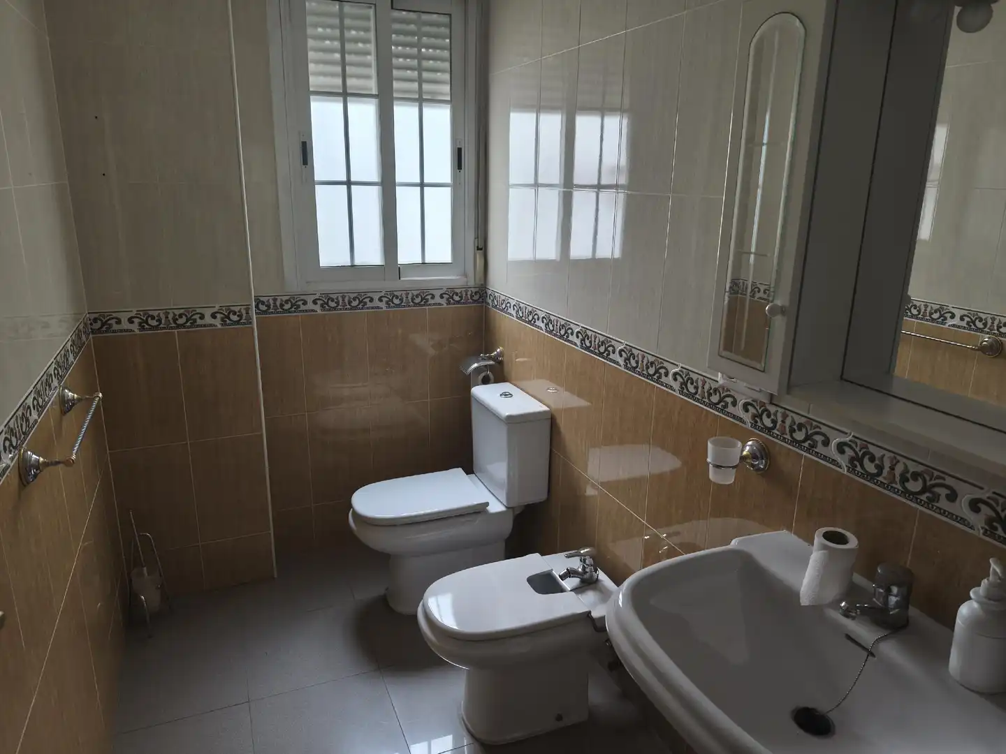 Bathroom of Apartments for sale in Andújar