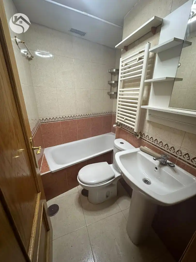 Flat for sale in Reyes Católicos - Paseo San Antonio, imagen 6