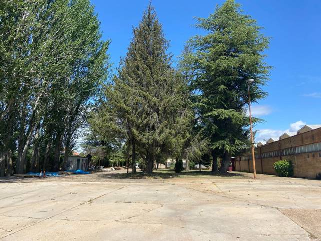 Nave industrial en Alquiler en Oteruelo