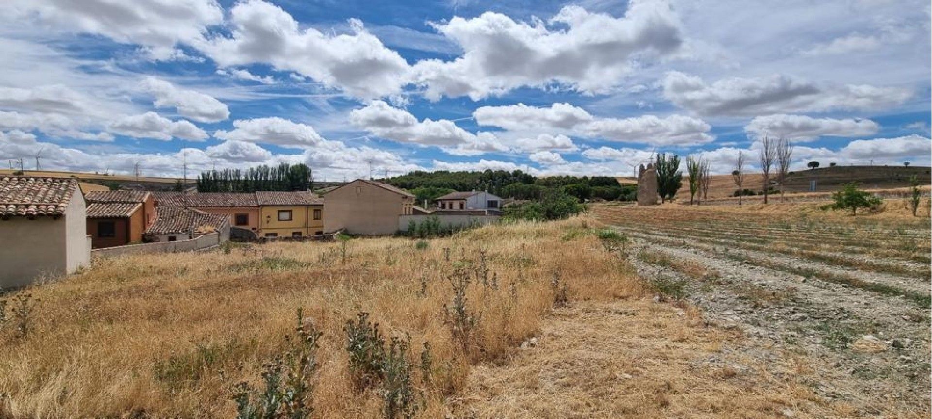 Residential for sale in Ampudia