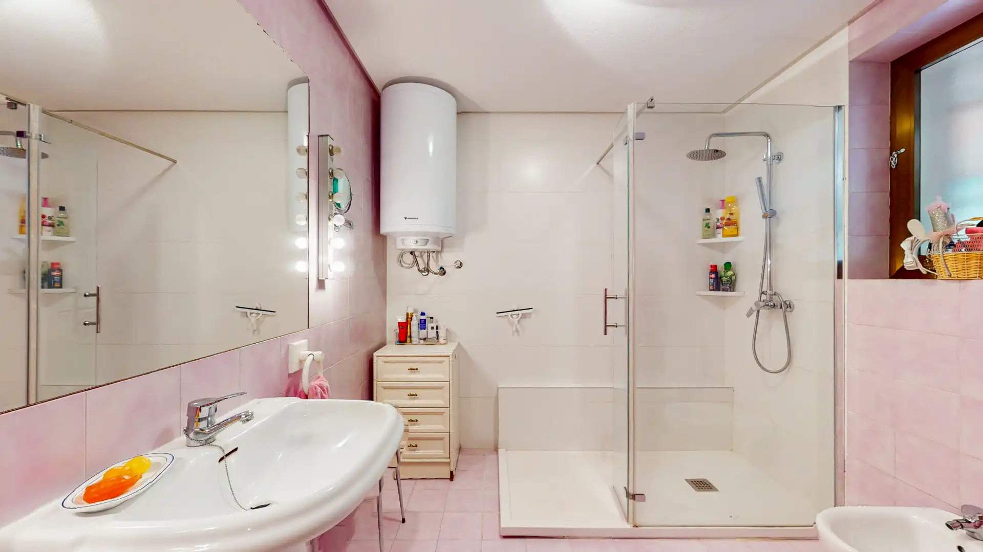 Baño de Casa o chalet en venta en Murcia con Aire acondicionado, Calefacción y Jardín privado