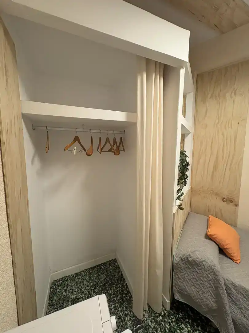 Habitación de Piso para compartir en Alzira con Aire acondicionado y Amueblado