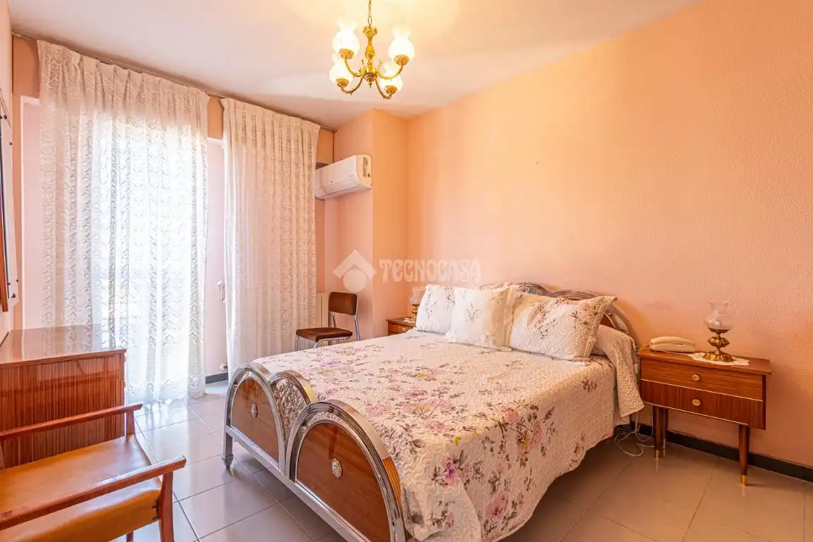 Habitación de Piso en venta en Madrid