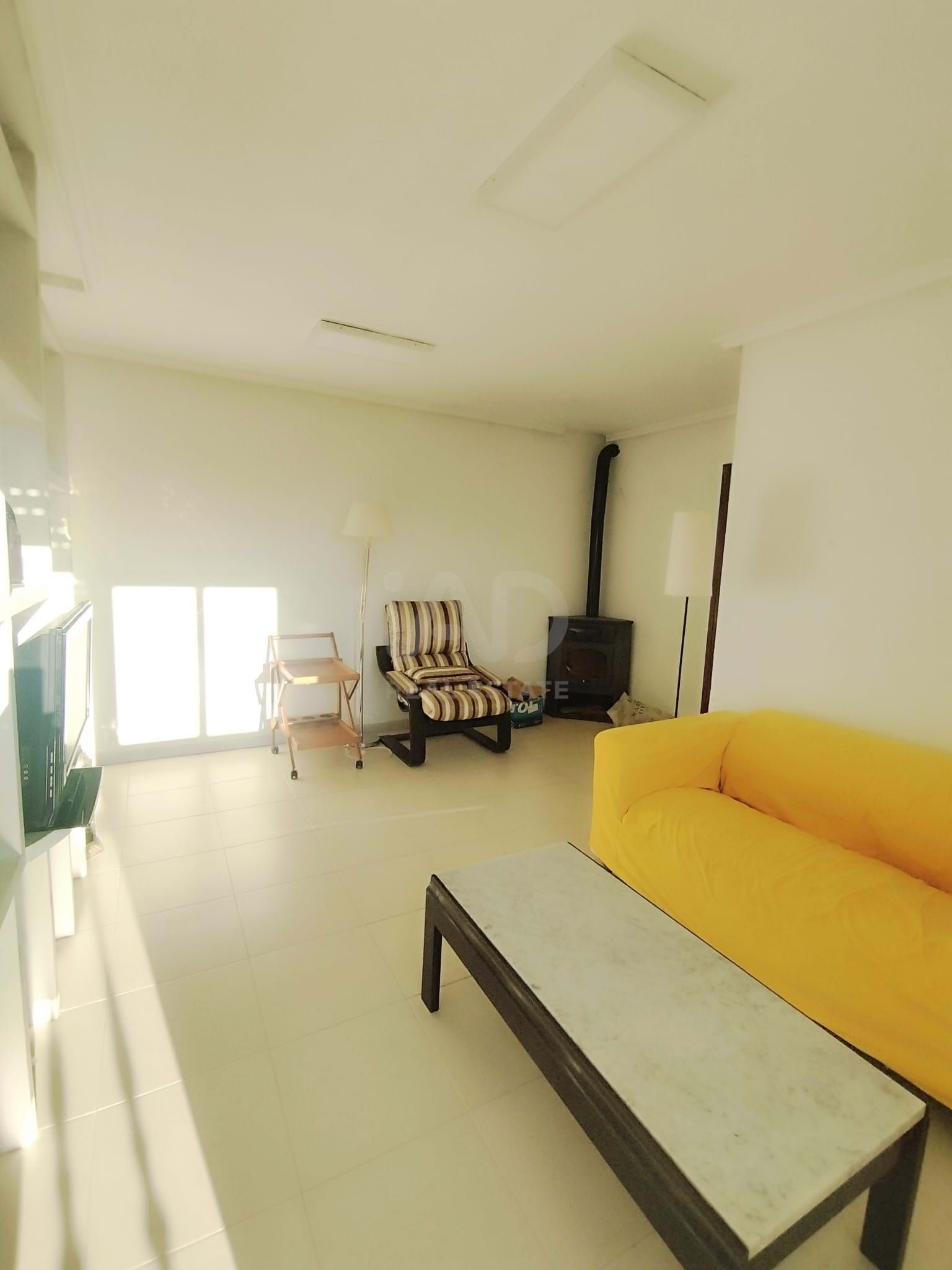 Sala de estar de Piso en venta en Mansilla de las Mulas con Calefacción y Terraza