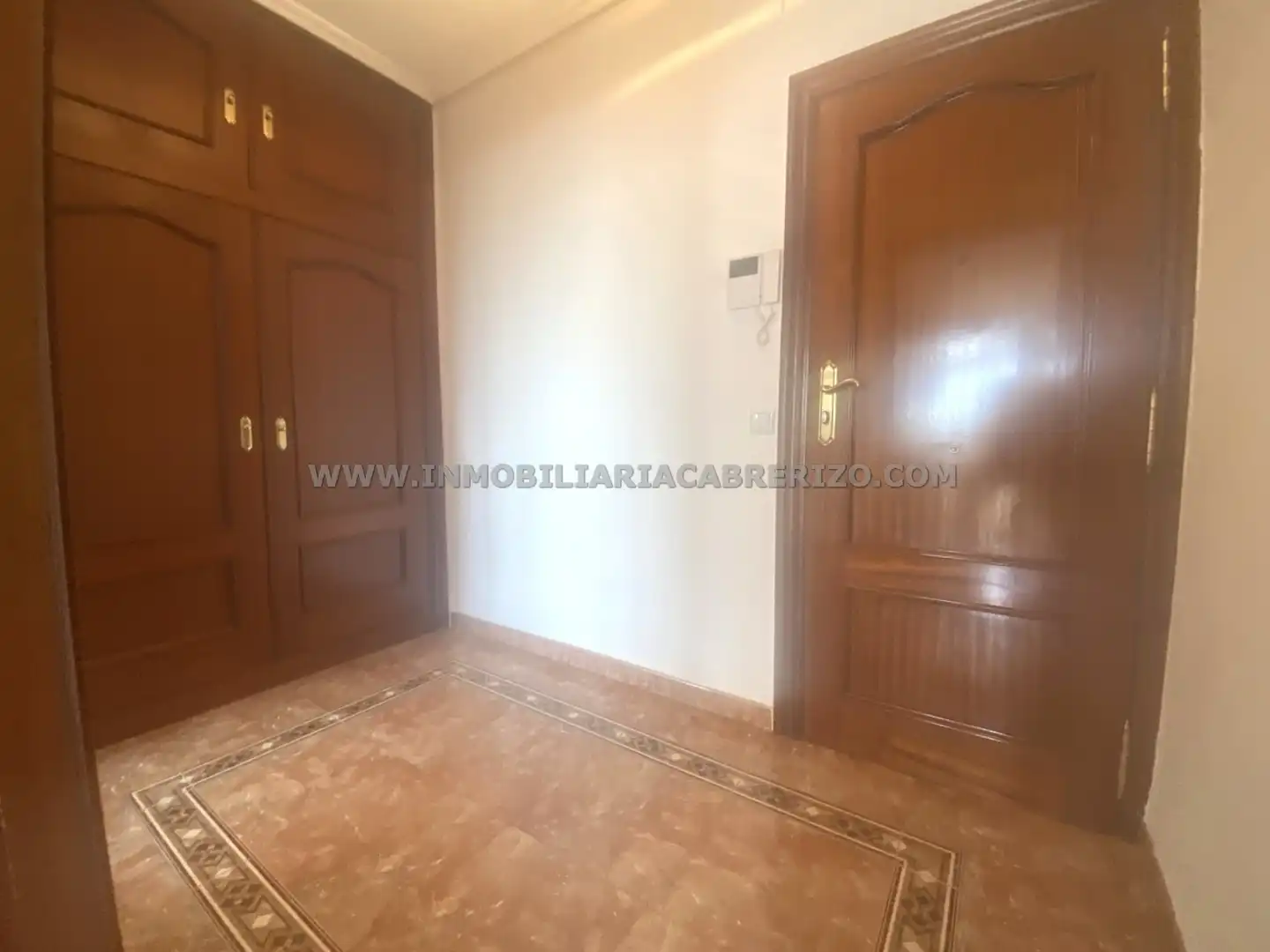 Piso en venta en Beriáin con Calefacción, Parquet y Terraza