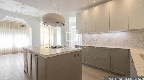 Elegante piso con una impecable reforma integral de diseño contemporáneo y luz natural en venta en una de las ubicaciones más excl, imatge 4