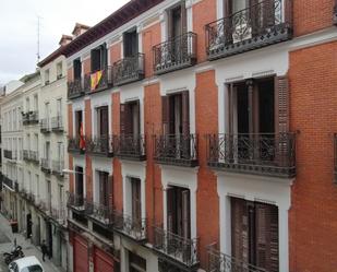 Exterior view of Flat to rent in  Madrid Capital  with Air Conditioner