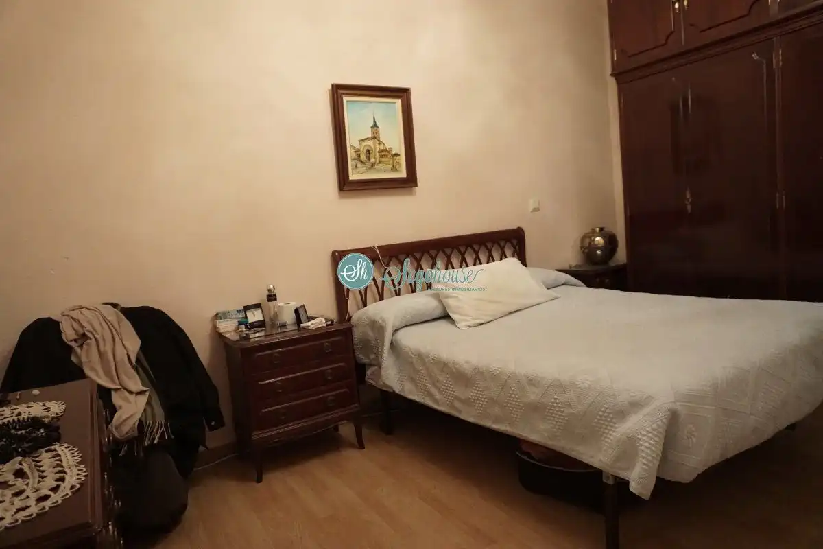 Habitación de Piso en venta en Segovia con Calefacción, Parquet y Terraza