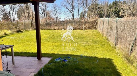 Photo 3 of Single-family semi-detached for sale in Camino del Golf, Valverde de la Virgen, León