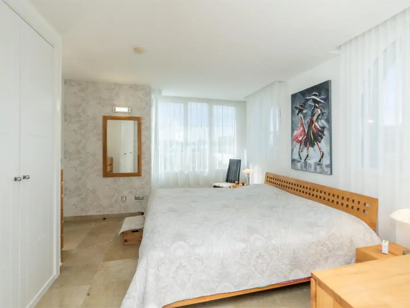 Bedroom of Flat for sale in Benahavís  with Air Conditioner, Terrace and Swimming Pool