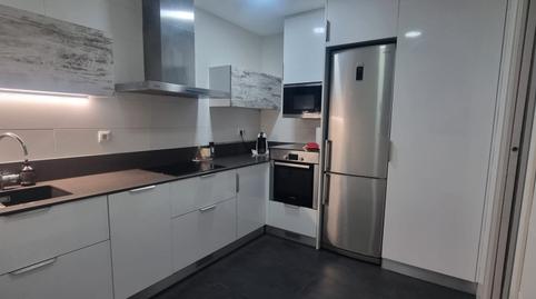 Foto 4 de Casa adosada en venda a Carrer de Castillejos, Bufalà, Badalona