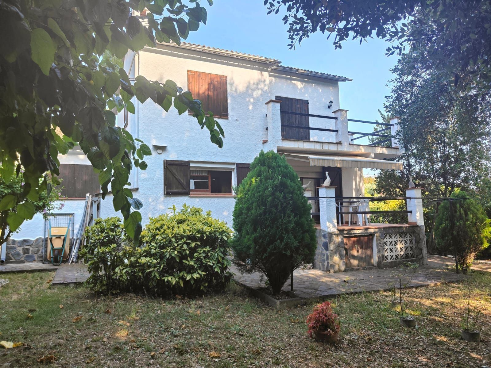 Exterior view of House or chalet for sale in Riells i Viabrea  with Air Conditioner, Heating and Private garden
