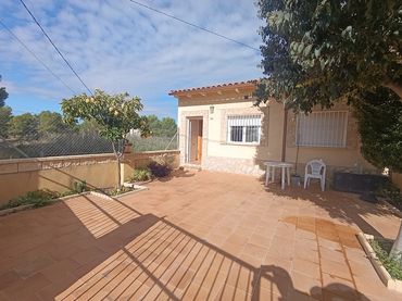 Xalet amb jardí en venda a Tobarra