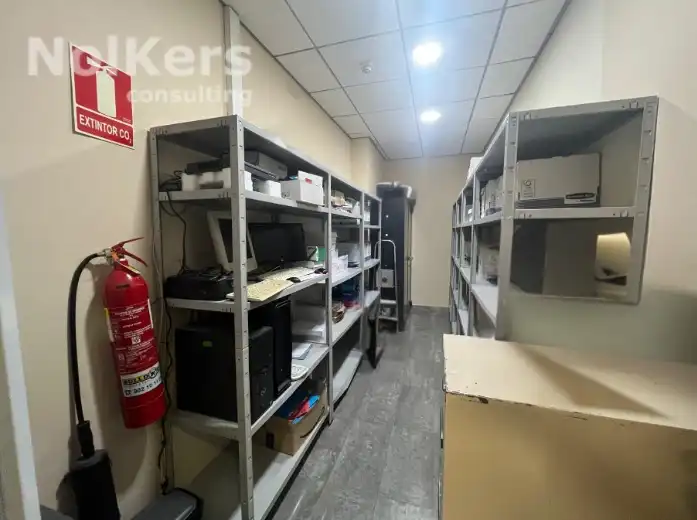 Büro zur Miete in Gavà mit Klimaanlage und Heizung