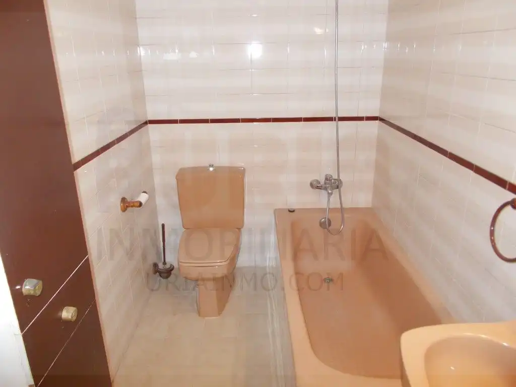 Baño de Apartamento de alquiler en Centro - Casco Histórico