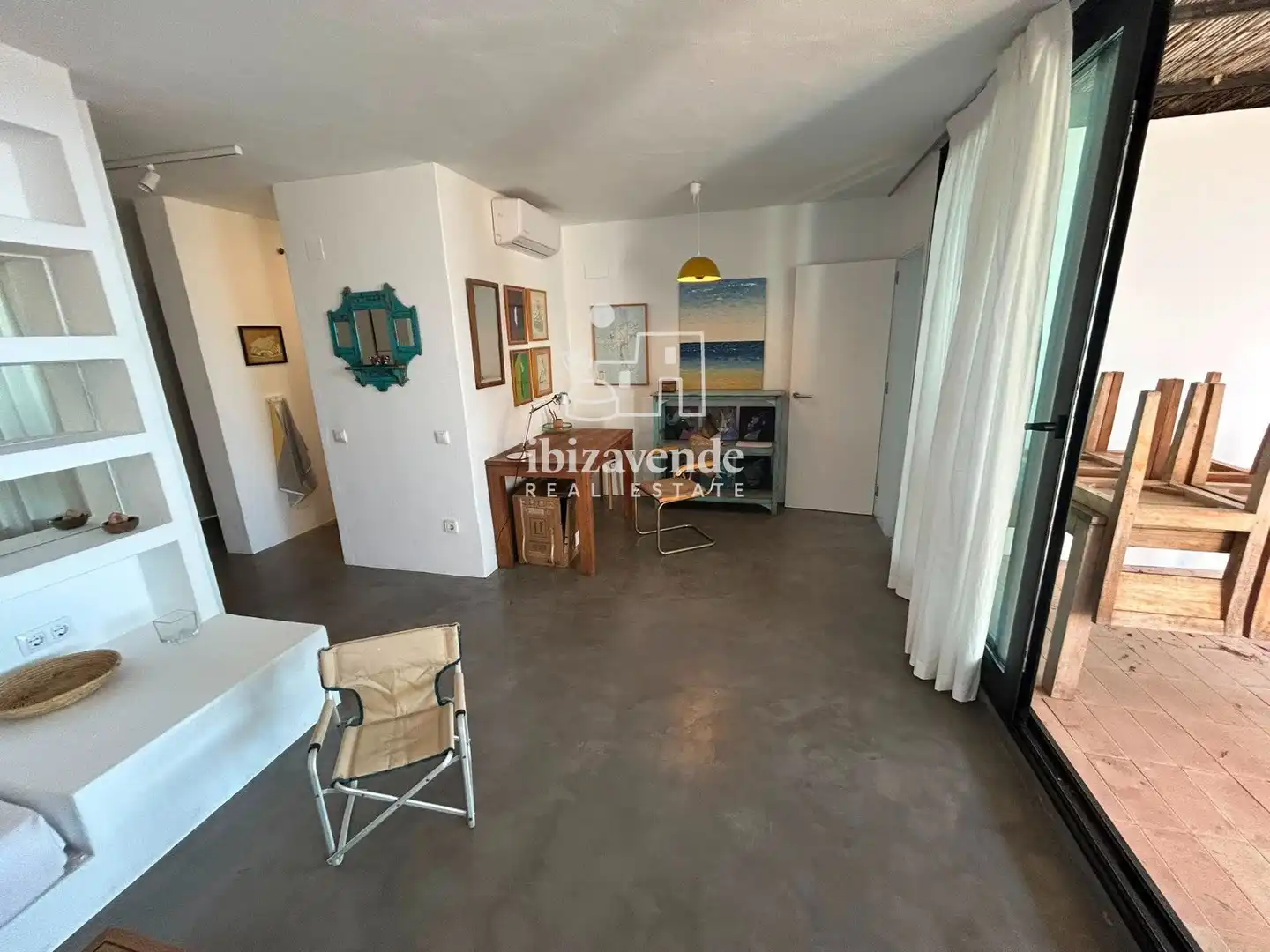Außenansicht von Einfamilien-Reihenhaus zur Miete in Santa Eulària des Riu mit Klimaanlage, Heizung und Terrasse
