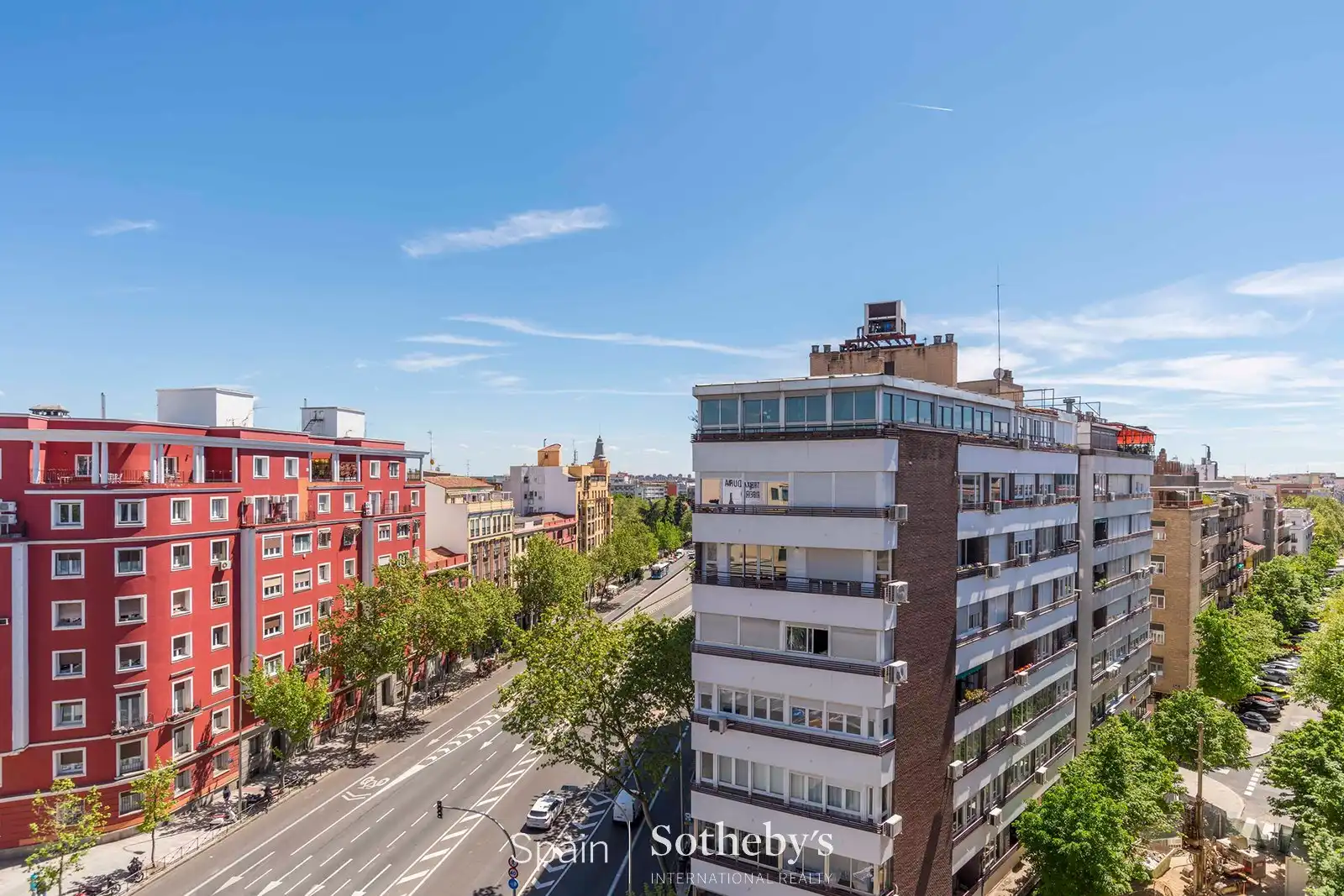 Vista exterior de Apartamento en venta en Madrid con Aire acondicionado, Calefacción y Piscina