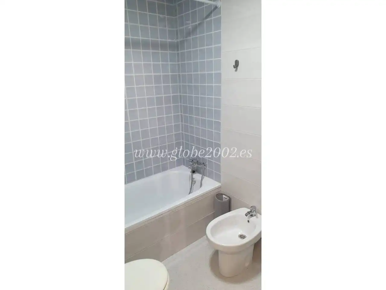 Baño de Apartamento de alquiler en Chiclana de la Frontera con Aire acondicionado, Terraza y Amueblado