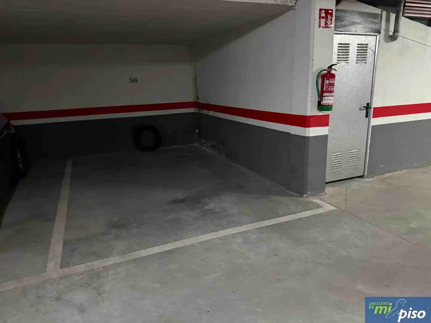 Parking de Piso en venta en Santovenia de Pisuerga con Calefacción, Terraza y Trastero