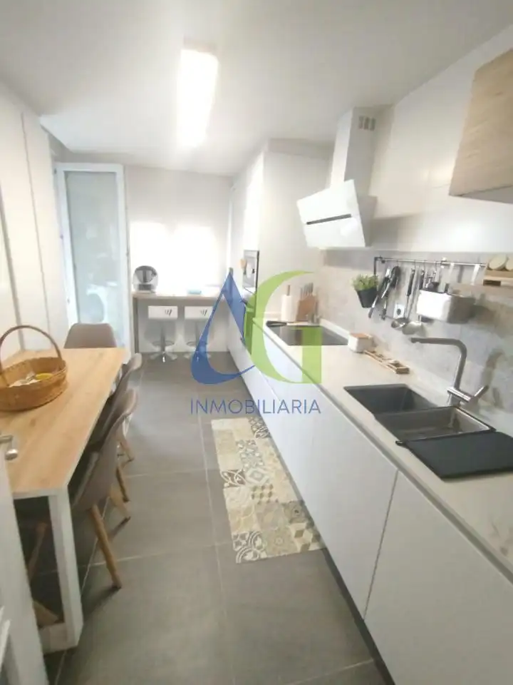 Kitchen of Flat for sale in Villaquilambre  with Heating, Parquet flooring and Terrace
