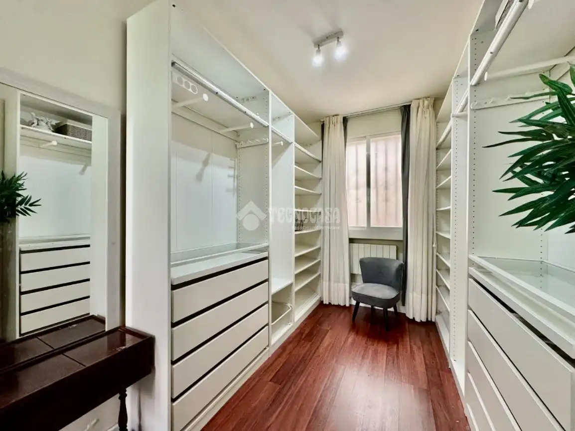 Bedroom of Flat for sale in Madrid  with Heating and Storage room