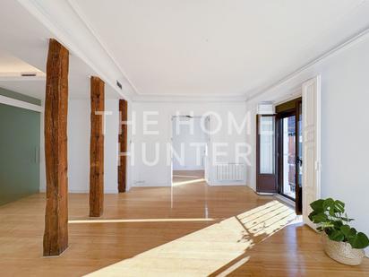 Exterior view of Flat for sale in  Madrid Capital  with Air Conditioner, Heating and Storage room