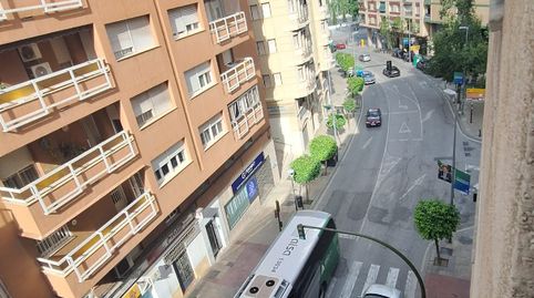 Foto 2 de Piso en venta en Avenida Granada, San Ildefonso - Catedral, Jaén Capital