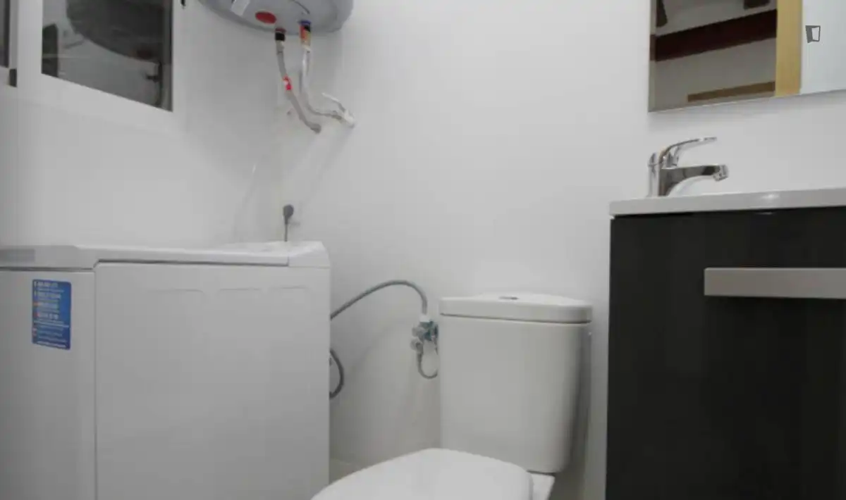 Room in Sant Pere, Sta. Caterina i la Ribera