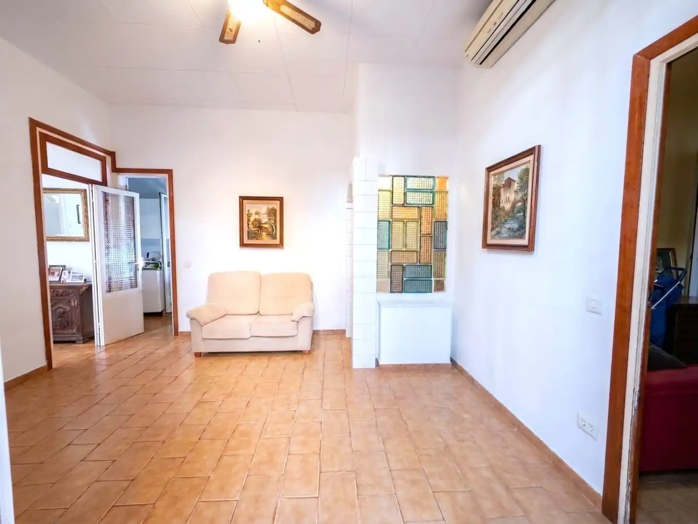 Ground floor for sale in Barcelona  with Storage room