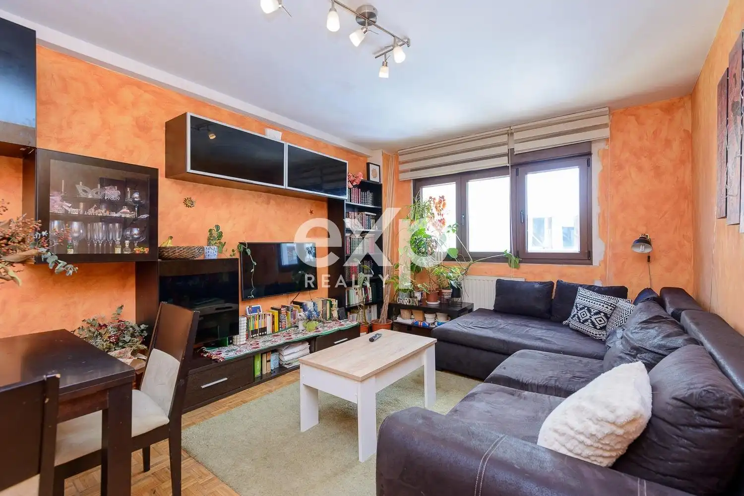 Sala de estar de Piso en venta en Oviedo  con Calefacción y Amueblado
